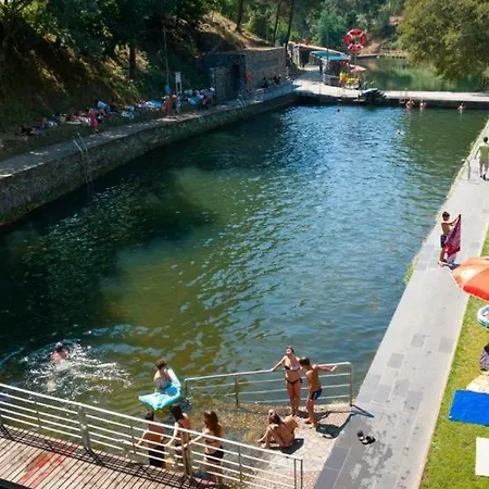 Quinta Do Viso Local 3* מירנדה דו קורבו