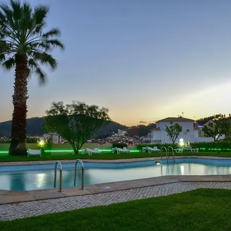 Quinta Do Viso Local 미란다 두 코르부